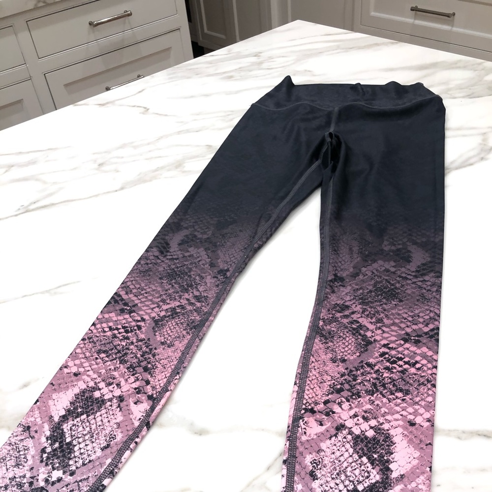 Carbon38 Snakeskin print ombré legging
